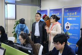 重慶市第二期優創優幫大學生創業扶持計劃片區遴選暨送創業政策及咨詢服務進校園活動在我校順利舉行